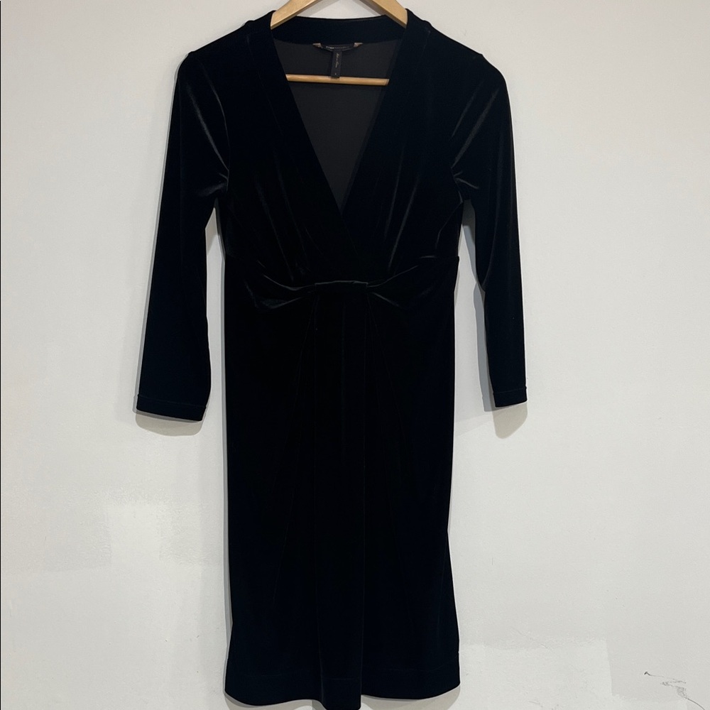 BCBGMaxAzria Elegant Black Velvet Long Sleeve Dress